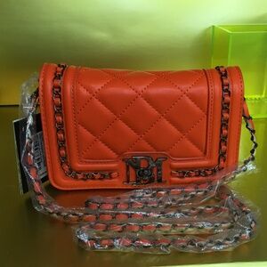 NEW BADGLEY MISCHKA DEEP ORANGE CROSSBODY PURSE